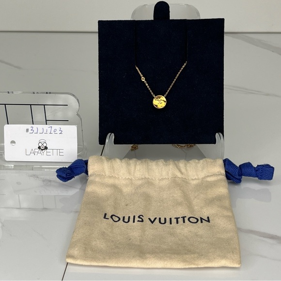Louis Vuitton Color Blossom Medallion Pendant - Picture 2 of 4